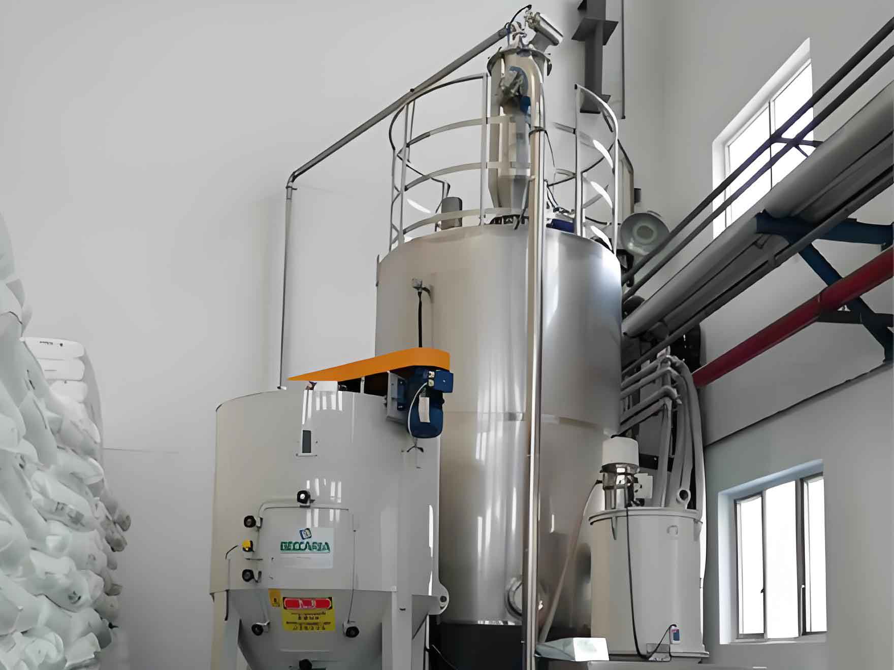 PVC塑料颗料投料输送案例